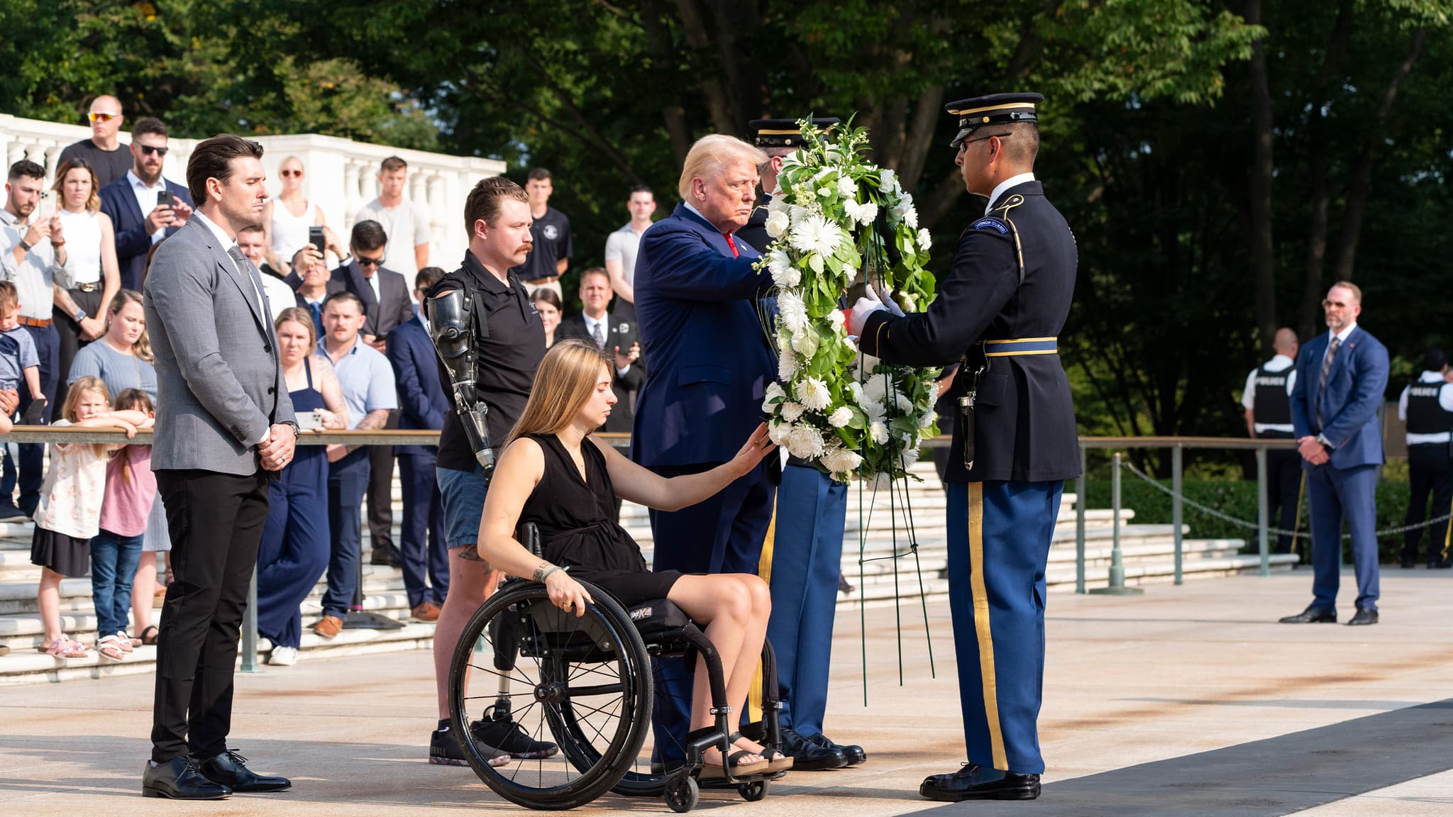 Người đàn ông bị kết án hỗ trợ nhóm IS, nhưng bồi thẩm đoàn bế tắc về vai trò bị cáo buộc trong vụ đánh bom sân bay Kabul chết người