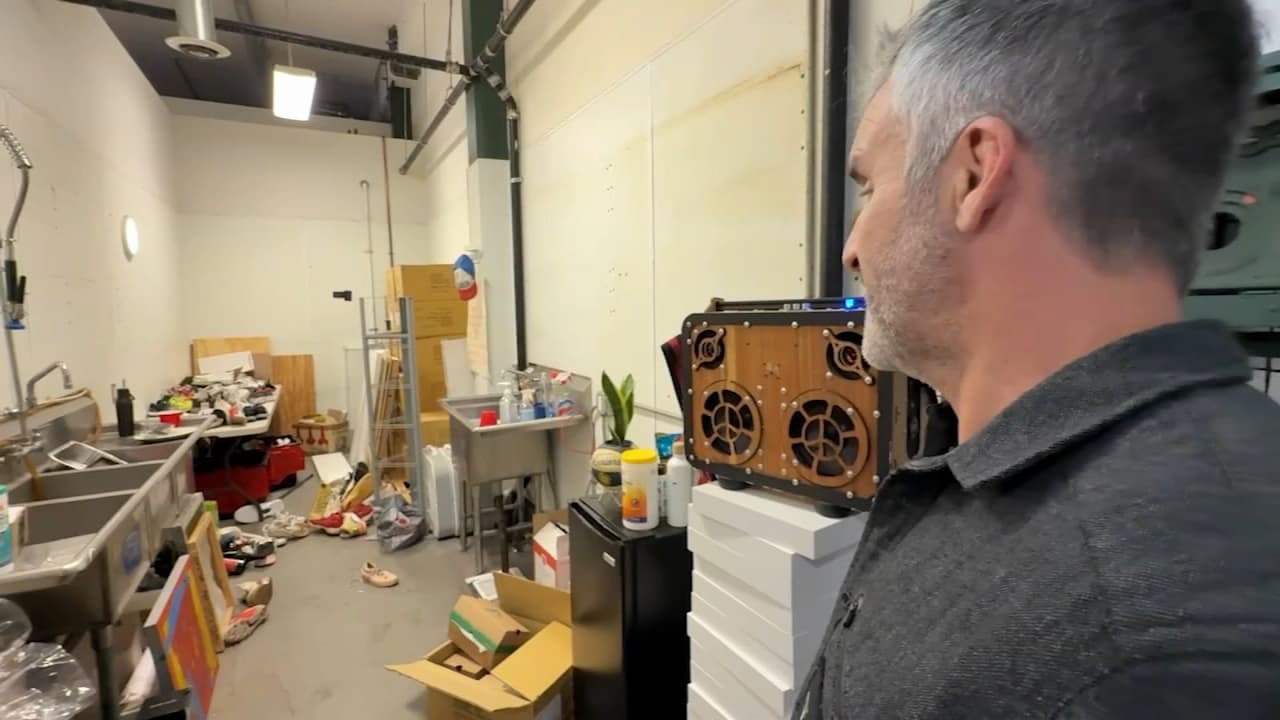 Tổ chức phi lợi nhuận Oakland SoleSpace hướng tới cộng đồng sau khi thiết bị quan trọng bị đánh cắp trong quá trình đột nhập