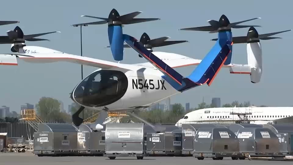 Taxi bay điện cất cánh ở New York với công nghệ mới được thử nghiệm tại Sân bay JFK