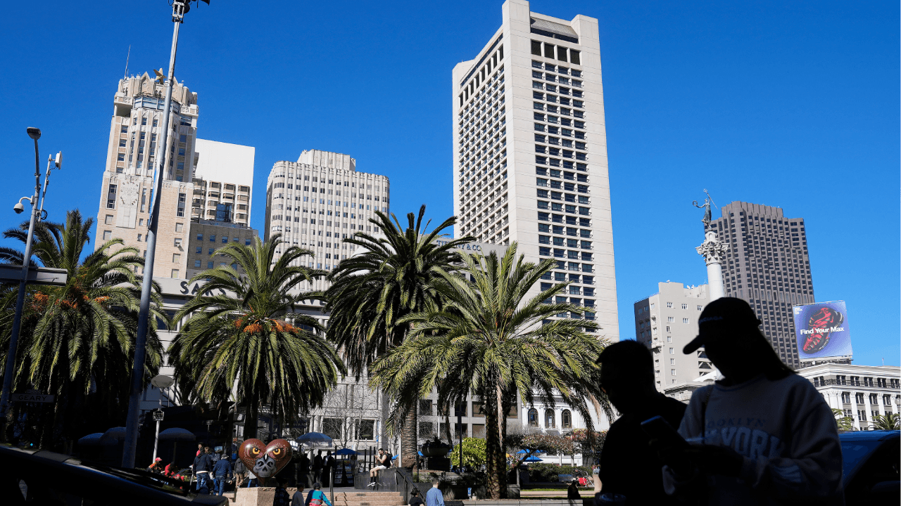 Quảng trường Union San Francisco: Dấu Hiệu Hồi Phục Kinh Tế, Thách Thức Vẫn Còn