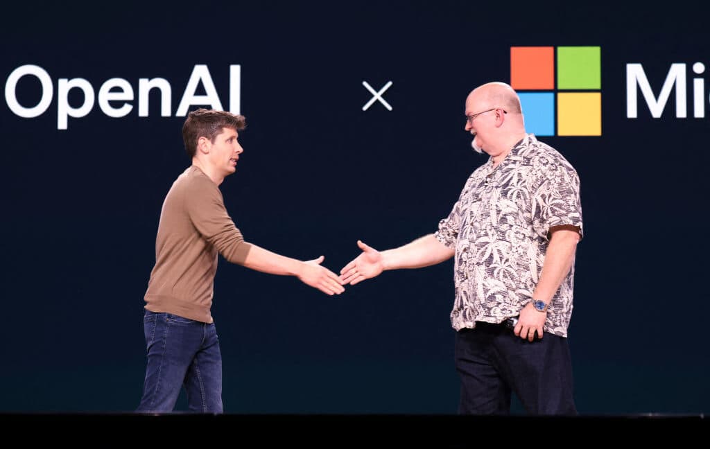 OpenAI chấm dứt quan hệ đối tác độc quyền với Microsoft