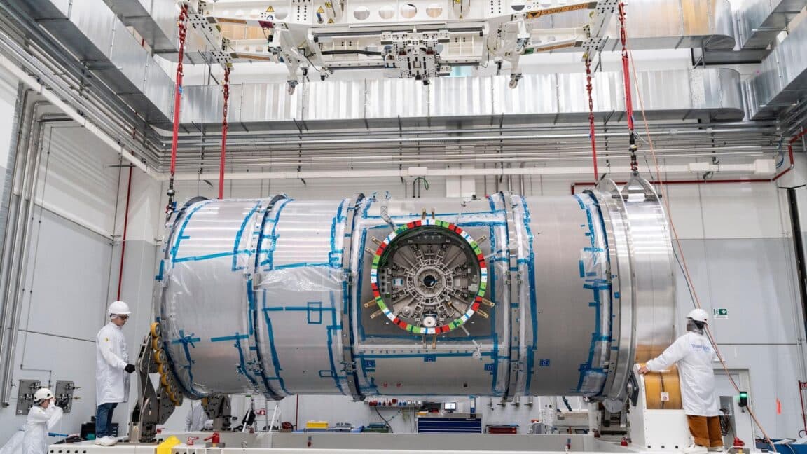 Chà, điều này thật đáng xấu hổ: Các mô-đun chính của Cổng Mặt Trăng đã bị ăn mòn