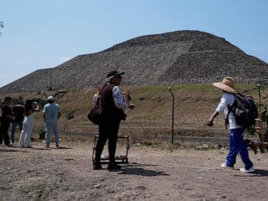 Kim tự tháp Teotihuacan nổi tiếng của Mexico bị đóng cửa sau khi tay súng nổ súng vào khách du lịch
