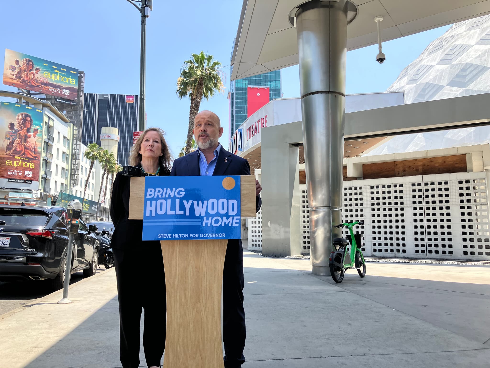 Ứng cử viên Thống đốc được Trump hậu thuẫn tham gia kêu gọi khuyến khích phim và truyền hình California không giới hạn